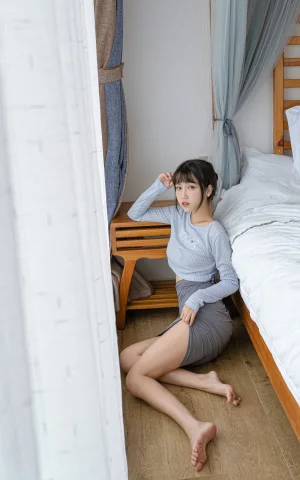 不呆猫《吉他姐姐》主题写真：38张全套美图，含3个视频