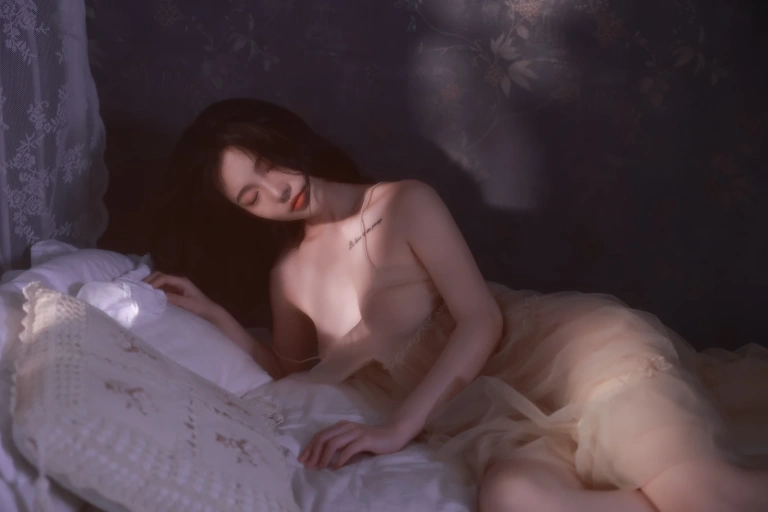 桃良阿宅《核桃》主题写真：41张全套美图