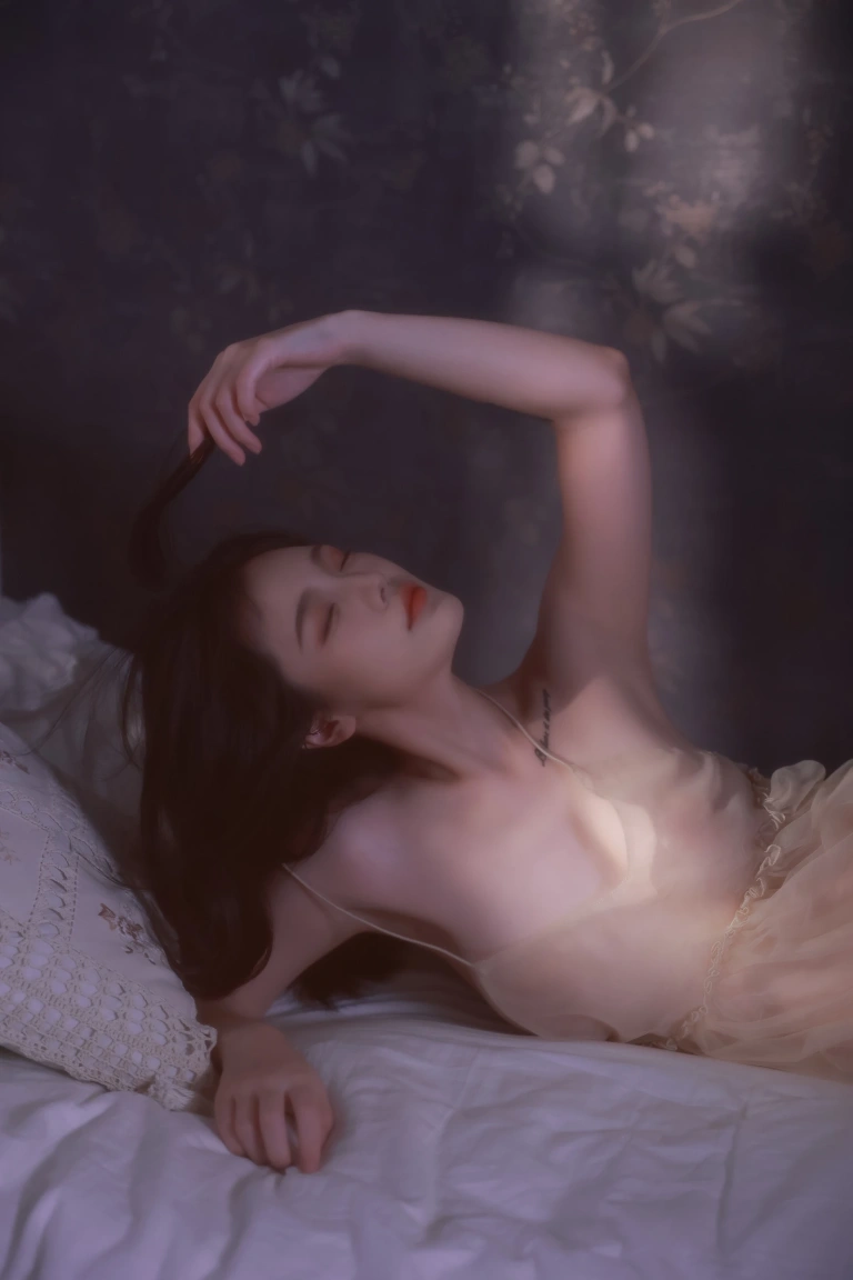 桃良阿宅《核桃》主题写真：41张全套美图