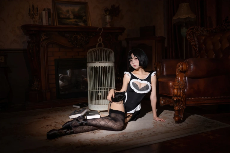 花铃《马戏团芭蕾 吊带袜高叉》主题写真：43张全套美图