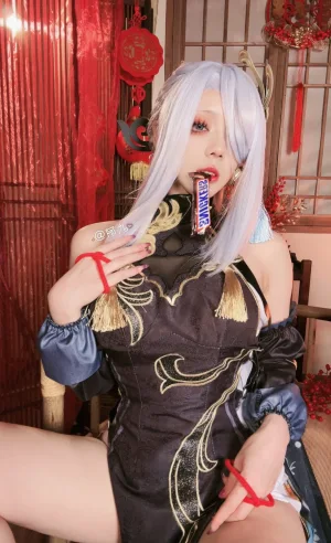九言《原神新春 申鹤旗袍 海灯节 单人》主题写真：43张全套美图，含15个视频