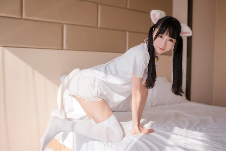 木棉棉《猫系少女》主题写真：50张全套美图