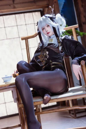末夜《NIKKE 胜利女神 布兰儿》主题写真：29张全套美图