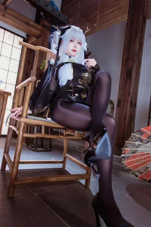 末夜《NIKKE 胜利女神 布兰儿》主题写真：29张全套美图
