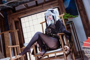 末夜《NIKKE 胜利女神 布兰儿》主题写真：29张全套美图