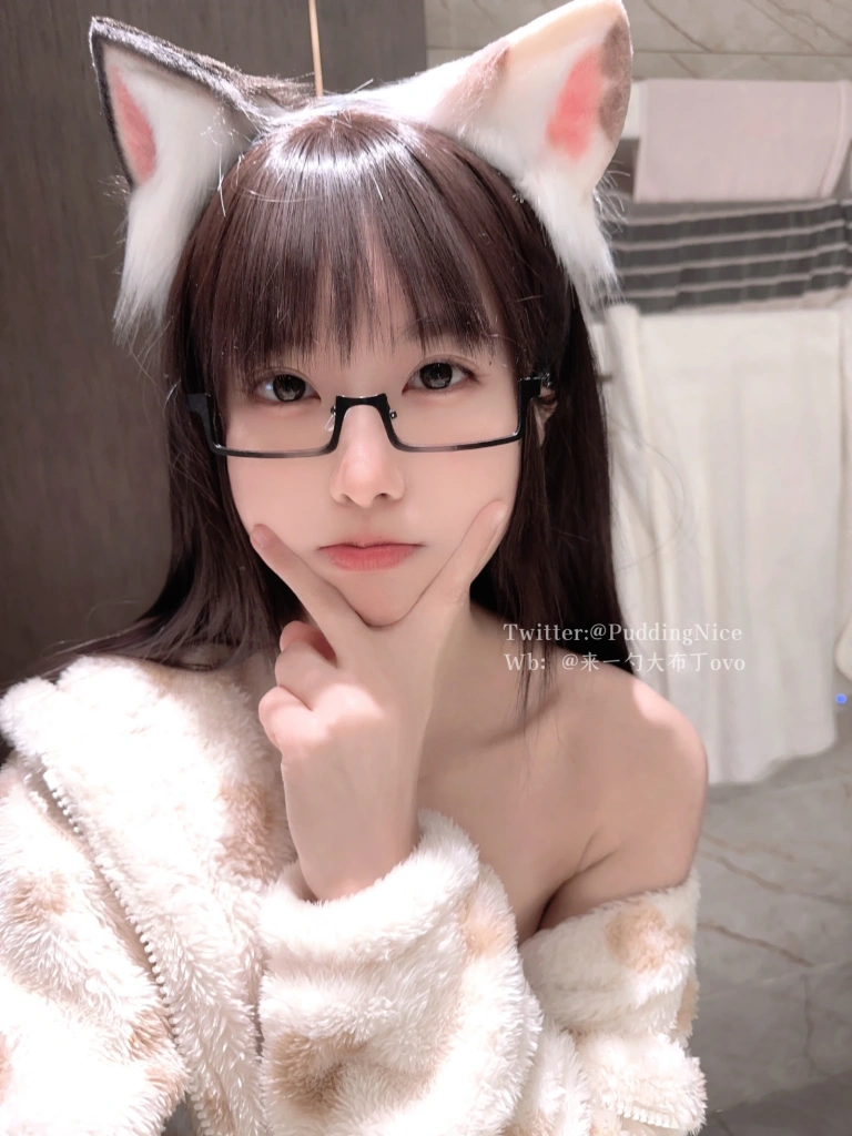 布丁大法《VII 芝士猫》主题写真：40张全套美图，含2个视频