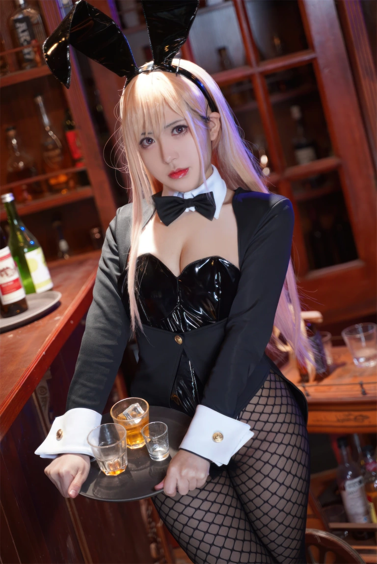 虎森森《喜多川海梦兔女郎》主题写真：30张全套美图，含1个视频