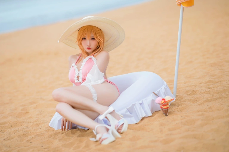 瓜希酱《黎塞留 泳装》主题写真：32张全套美图