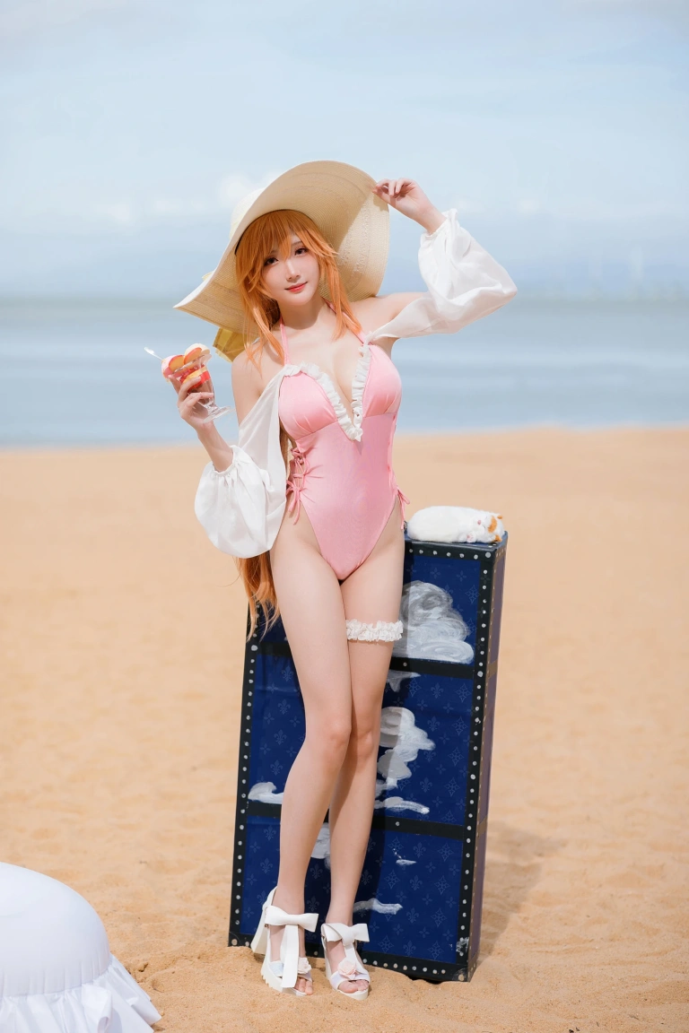 瓜希酱《黎塞留 泳装》主题写真：32张全套美图