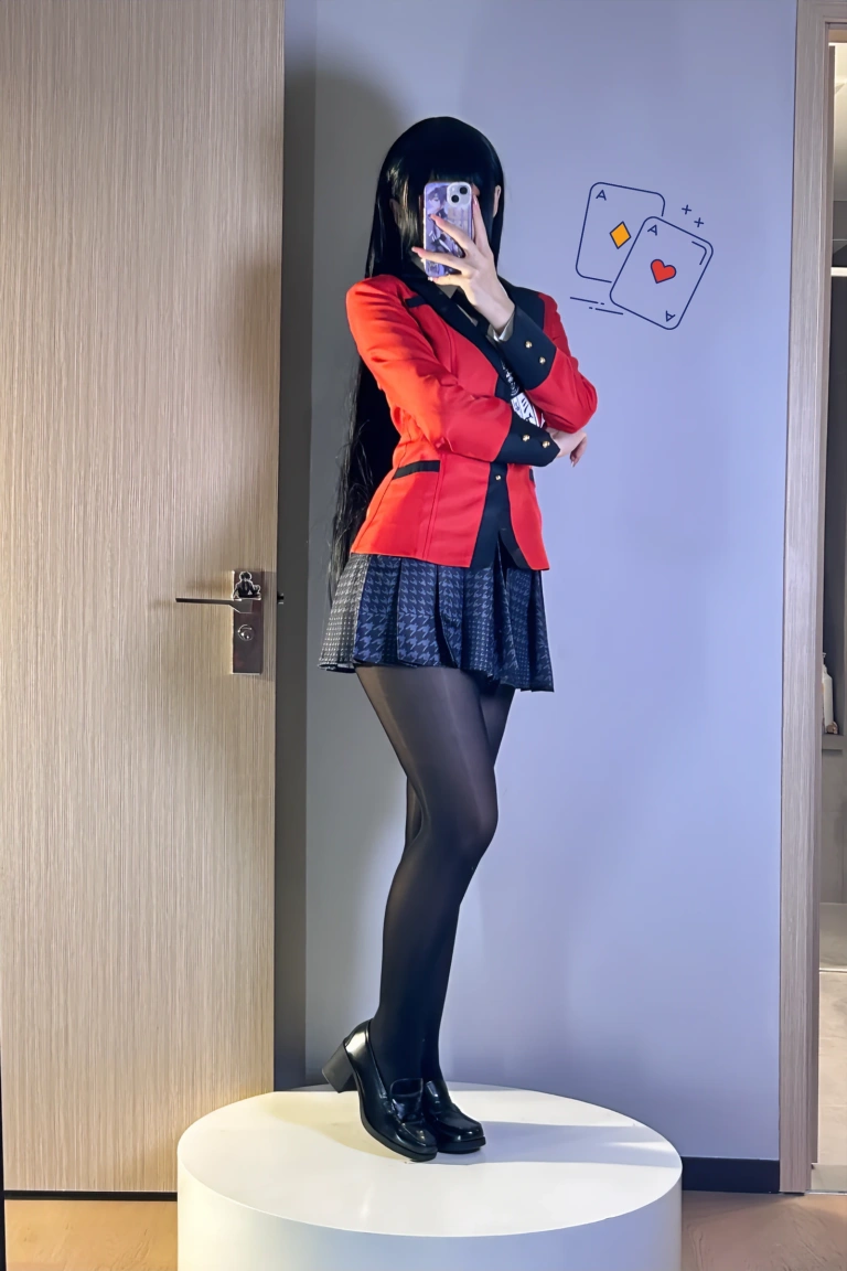 九言《蛇喰梦子》主题写真：34张全套美图，含6个视频