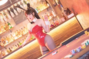 皮皮奶《元旦兔女郎》主题写真：47张全套美图