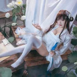 是一只熊仔《逸仙》主题写真：50张全套美图
