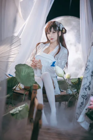 是一只熊仔《逸仙》主题写真：50张全套美图