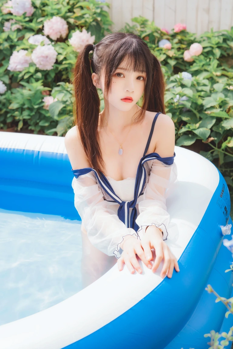 桜桃喵《无尽夏》主题写真：58张全套美图