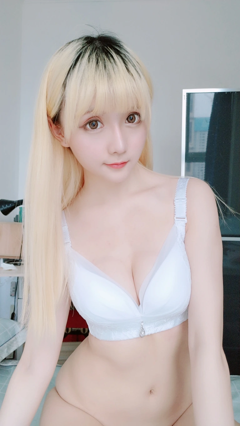 星之迟迟《定制 6-26 体操服》主题写真：60张全套美图，含3个视频