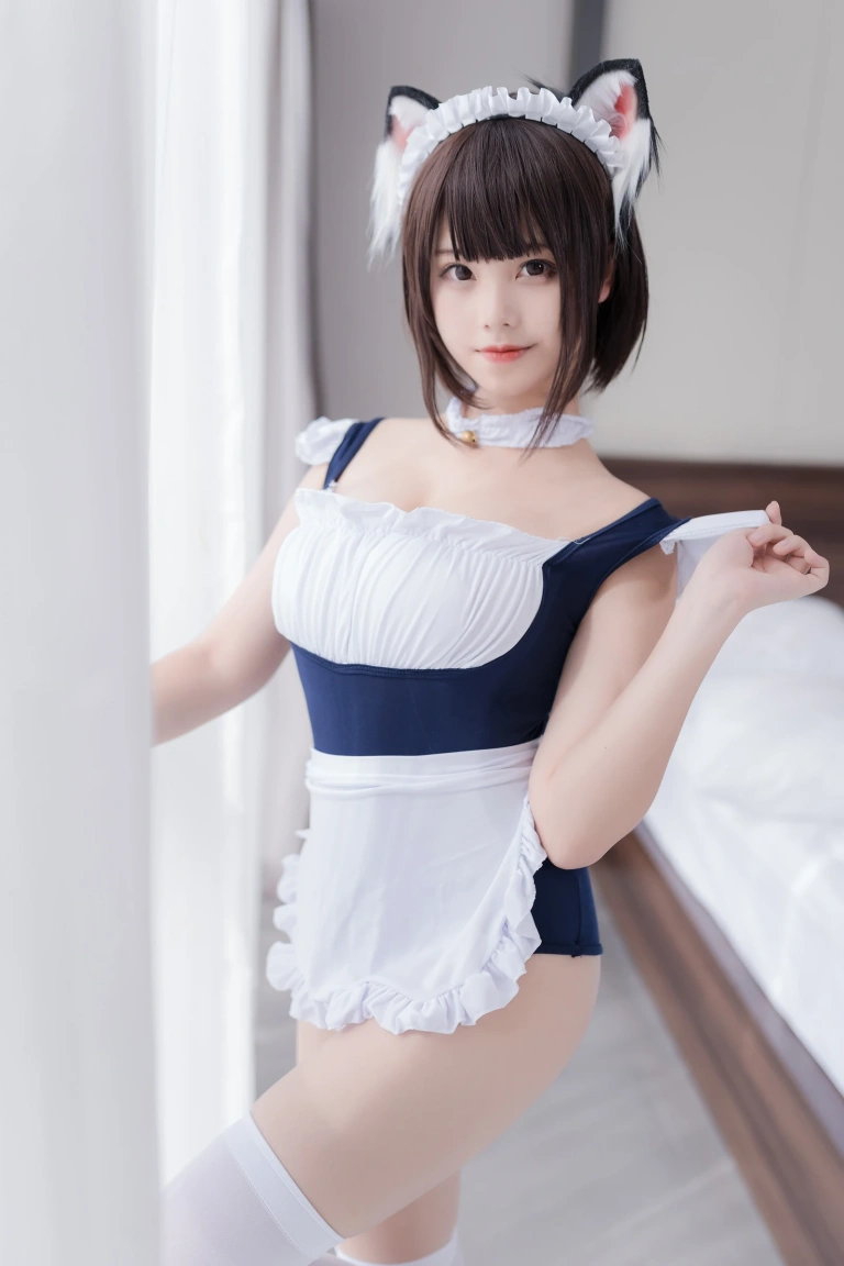 蜜汁猫裘《女仆兽耳娘》主题写真：71张全套美图
