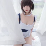 蜜汁猫裘《女仆兽耳娘》主题写真：71张全套美图