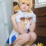 焖焖碳《丰见亚都梨》主题写真：22张全套美图