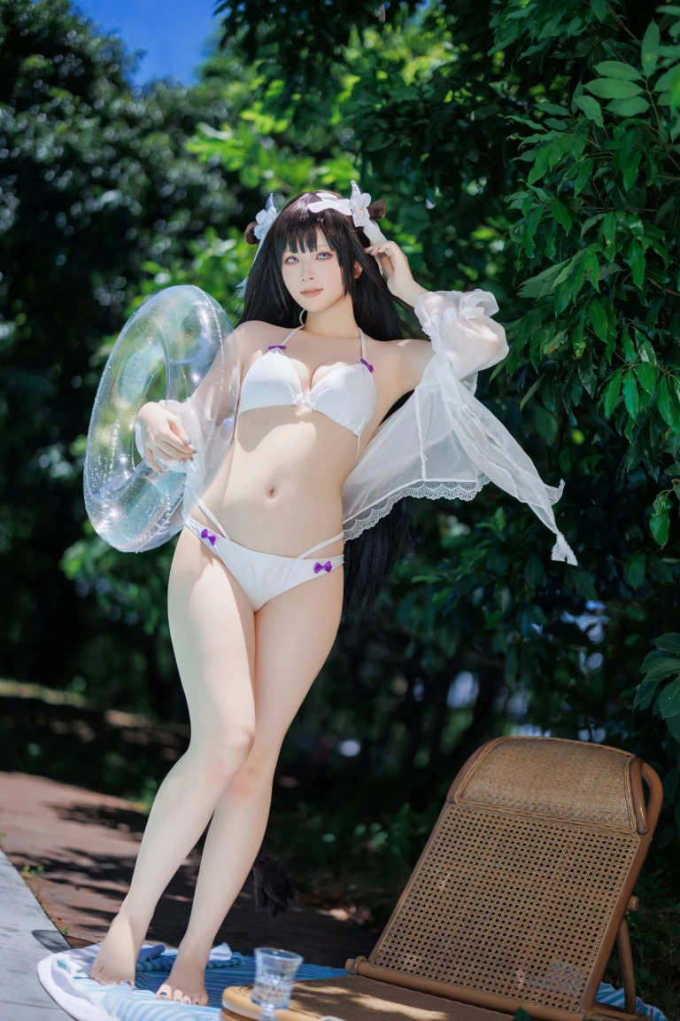 屿鱼《碧蓝航线 樫野泳装》主题写真：25张全套美图