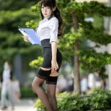 香草喵露露《丝袜西装诱惑》主题写真：25张全套美图