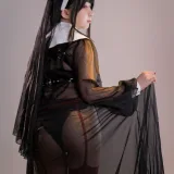 花铃《修女的忏悔室》主题写真：29张全套美图
