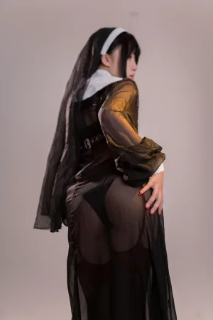 花铃《修女的忏悔室》主题写真：29张全套美图