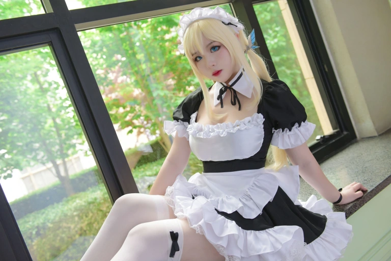 皮皮奶《柏崎星奈女仆》主题写真：35张全套美图