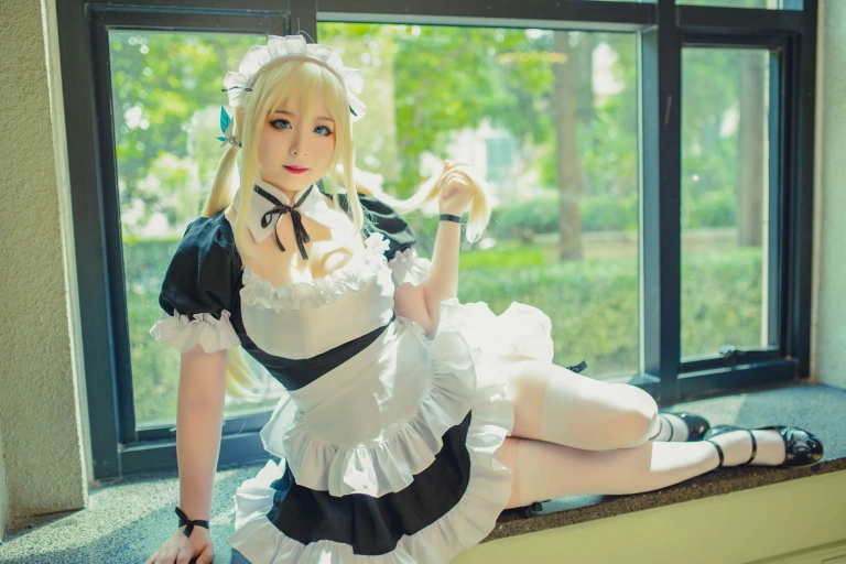 皮皮奶《柏崎星奈女仆》主题写真：35张全套美图