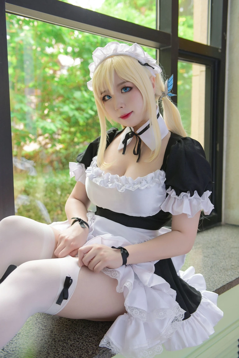 皮皮奶《柏崎星奈女仆》主题写真：35张全套美图