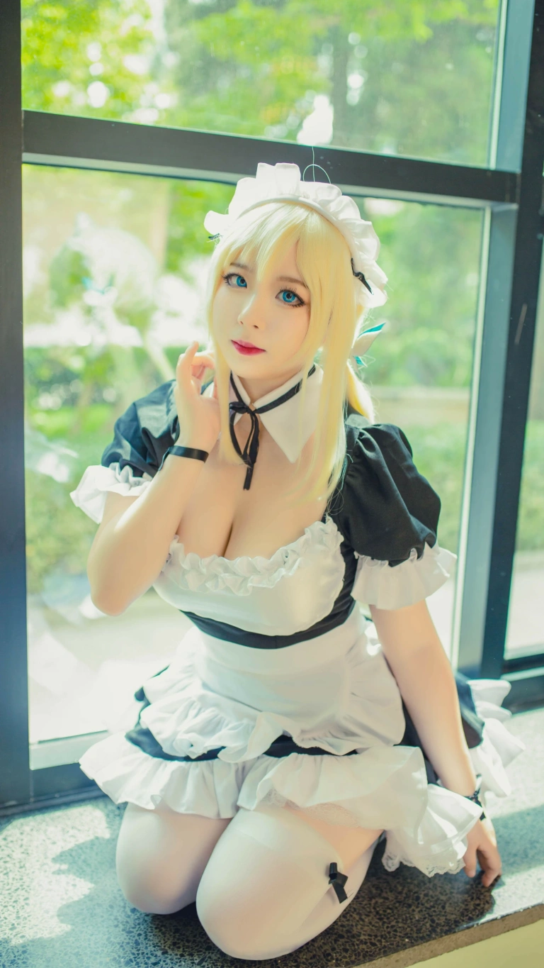 皮皮奶《柏崎星奈女仆》主题写真：35张全套美图