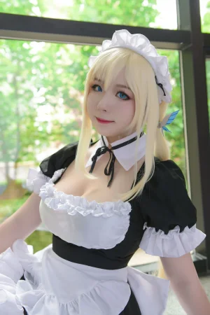 皮皮奶《柏崎星奈女仆》主题写真：35张全套美图