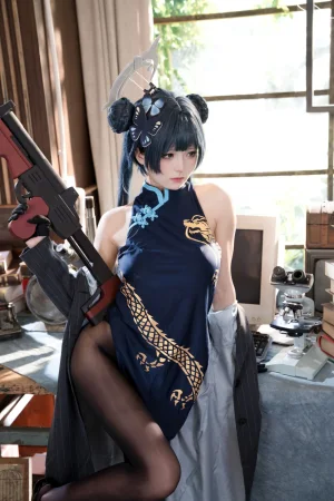 九柒喵《蔚蓝档案 妃咲原皮》主题写真：54张全套美图