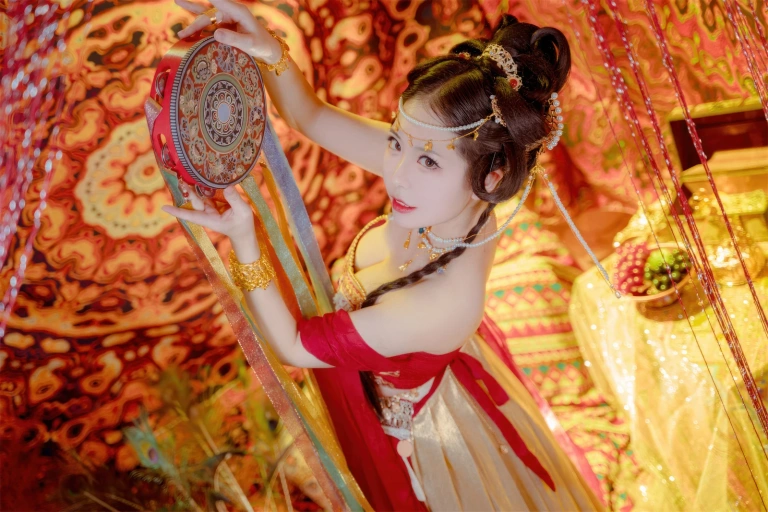 虎森森《梦入敦煌》主题写真：66张全套美图