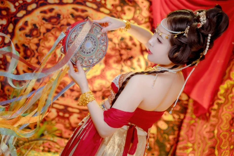 虎森森《梦入敦煌》主题写真：66张全套美图