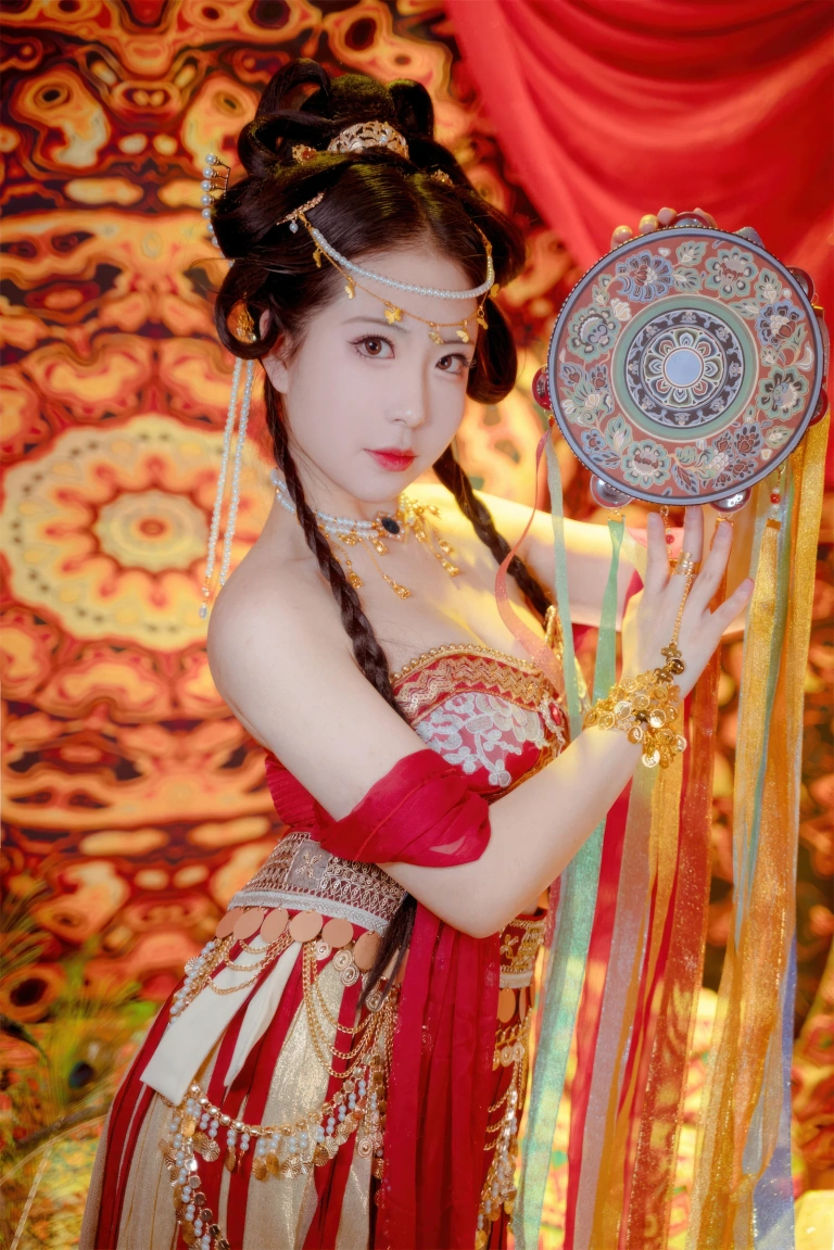 虎森森《梦入敦煌》主题写真：66张全套美图