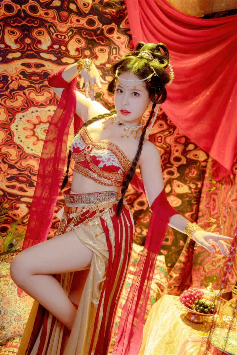 虎森森《梦入敦煌》主题写真：66张全套美图