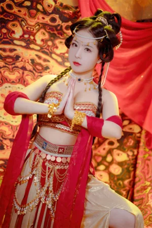 虎森森《梦入敦煌》主题写真：66张全套美图