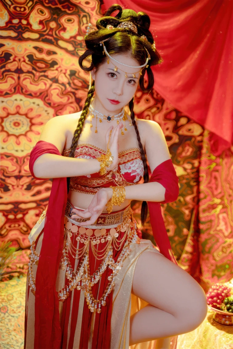 虎森森《梦入敦煌》主题写真：66张全套美图