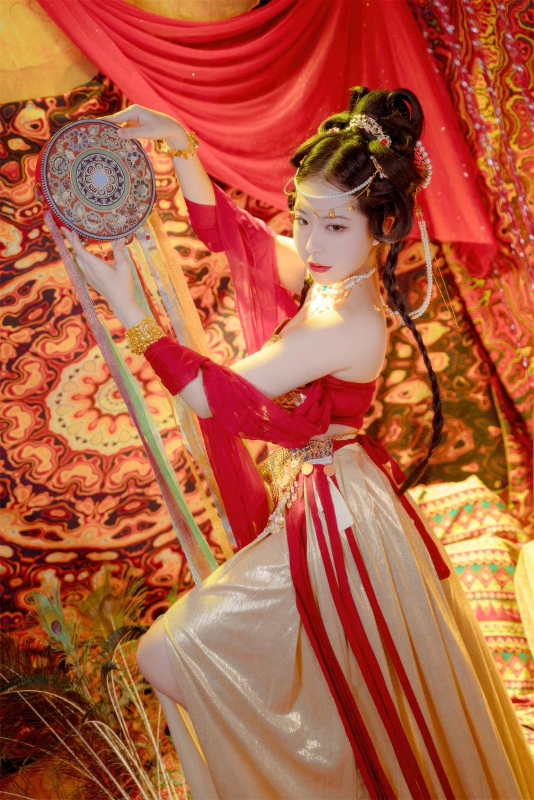 虎森森《梦入敦煌》主题写真：66张全套美图