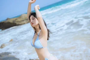桃良阿宅《蓝色比基尼》主题写真：67张全套美图