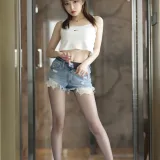 小女巫露娜《牛仔小裤裤》主题写真：84张全套美图