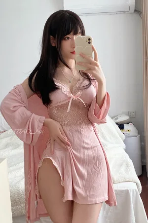 迷之呆梨《Fantia 2023年03月会员合集（10期）》主题写真：208张全套美图，含5个视频