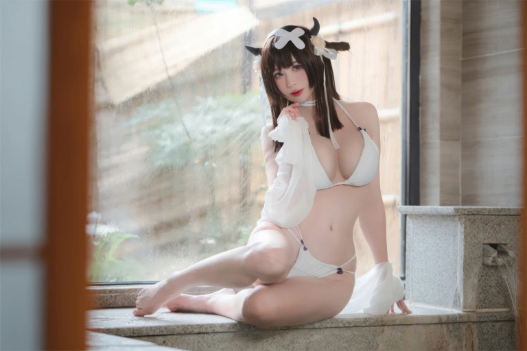 西园寺南歌《碧蓝航线 樫野比基尼》主题写真：30张全套美图