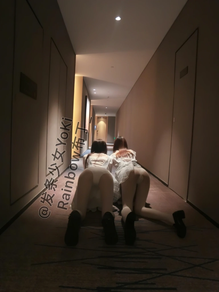布丁大法《白丝百合》主题写真：31张全套美图，含5个视频