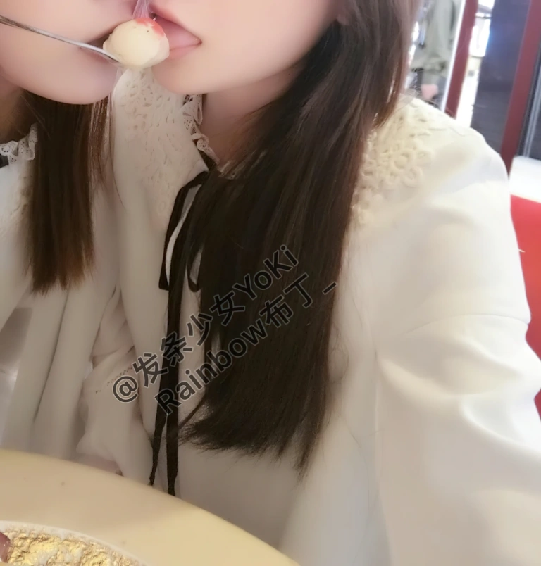 布丁大法《白丝百合》主题写真：31张全套美图，含5个视频