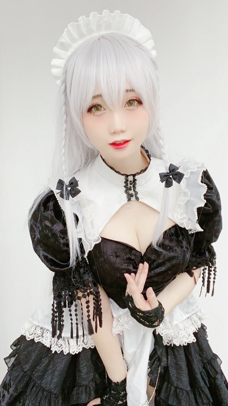 焖焖碳《舰长 碧蓝航线 赫敏》主题写真：31张全套美图