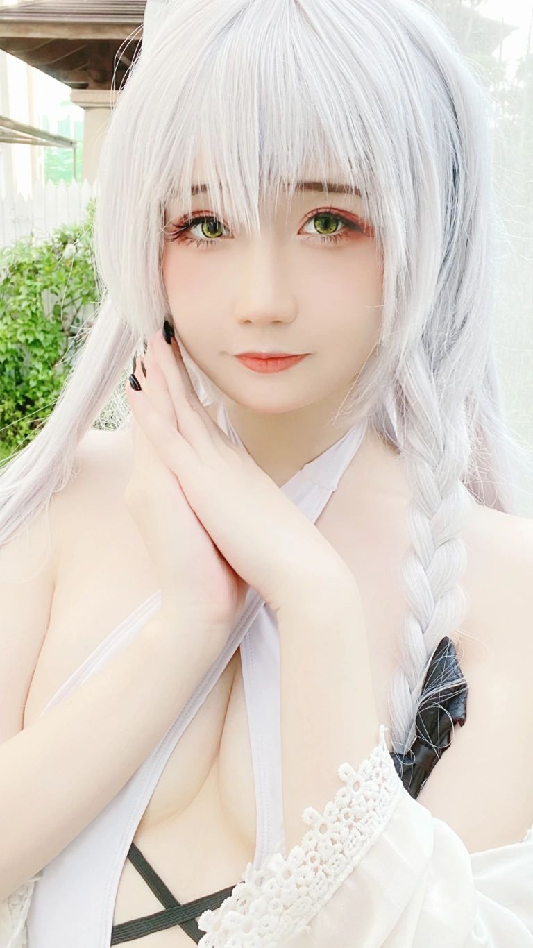 焖焖碳《舰长 碧蓝航线 赫敏》主题写真：31张全套美图