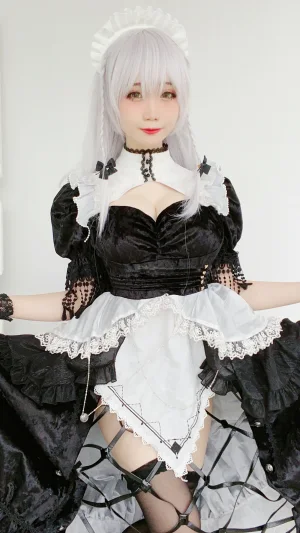 焖焖碳《舰长 碧蓝航线 赫敏》主题写真：31张全套美图
