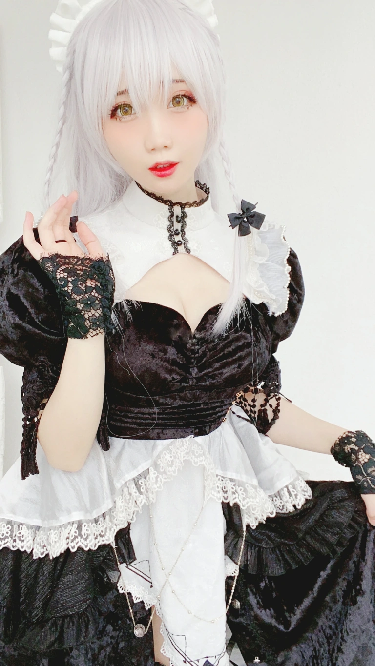焖焖碳《舰长 碧蓝航线 赫敏》主题写真：31张全套美图