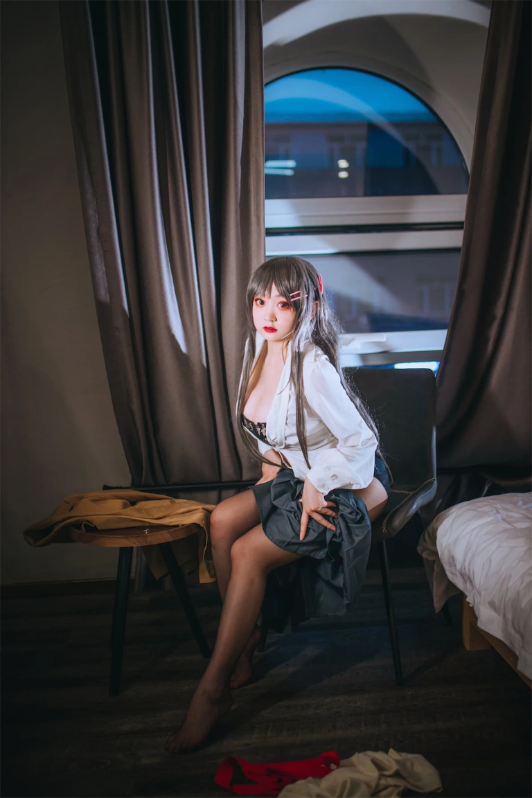 恩田直幸《麻衣学姐》主题写真：63张全套美图